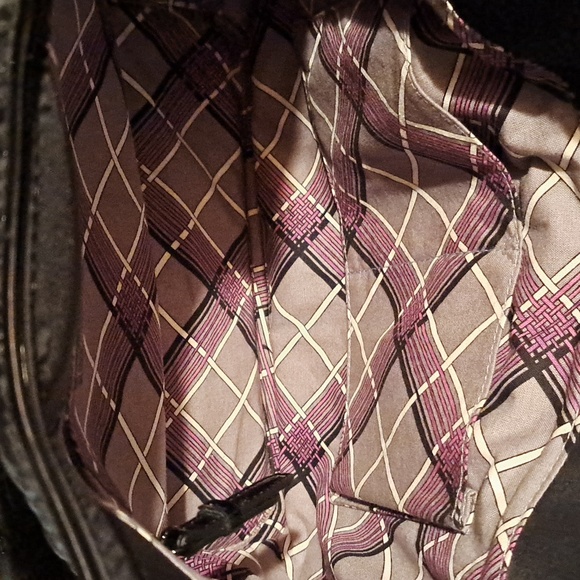 Vera Bradley quilted hobo bag. - Picture 5 of 10